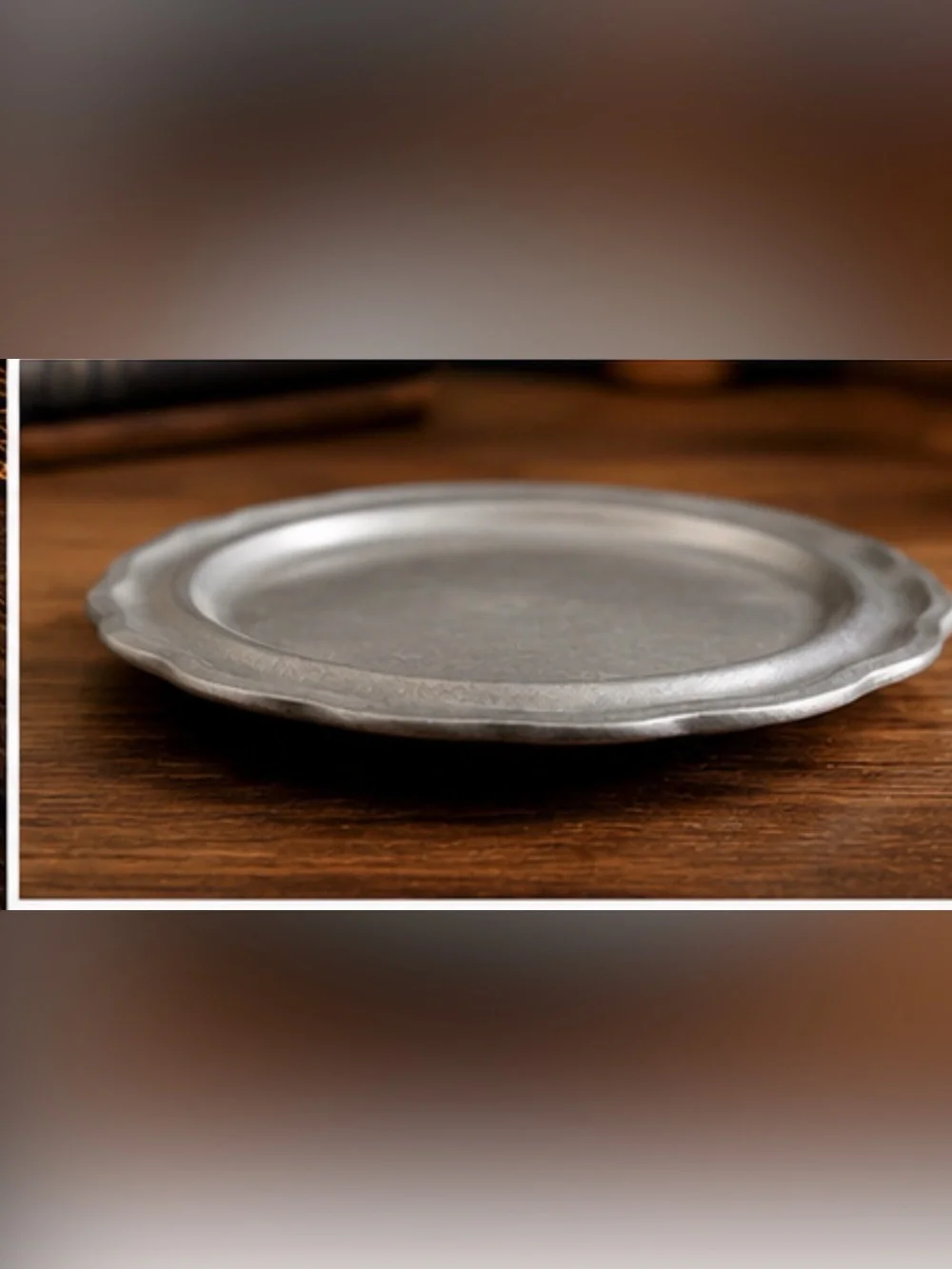 Vintage Pewter Look Tavern 2 Plates Wilton USA.